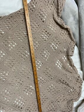 Open-Knit Taupe Short-Sleeve top